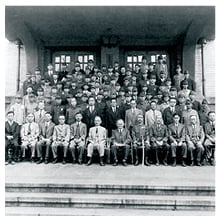 1944（昭和19）年当時の教員と生徒