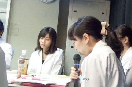 班代表者による発表