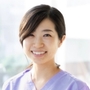 關 奈央子