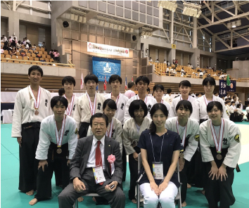 第13回国際躰道親善大会において、躰道部が女子団体・男子団体にて3位に!