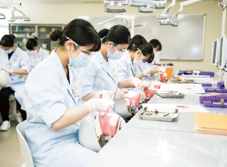 Learning treatment procedures using specialized instruments